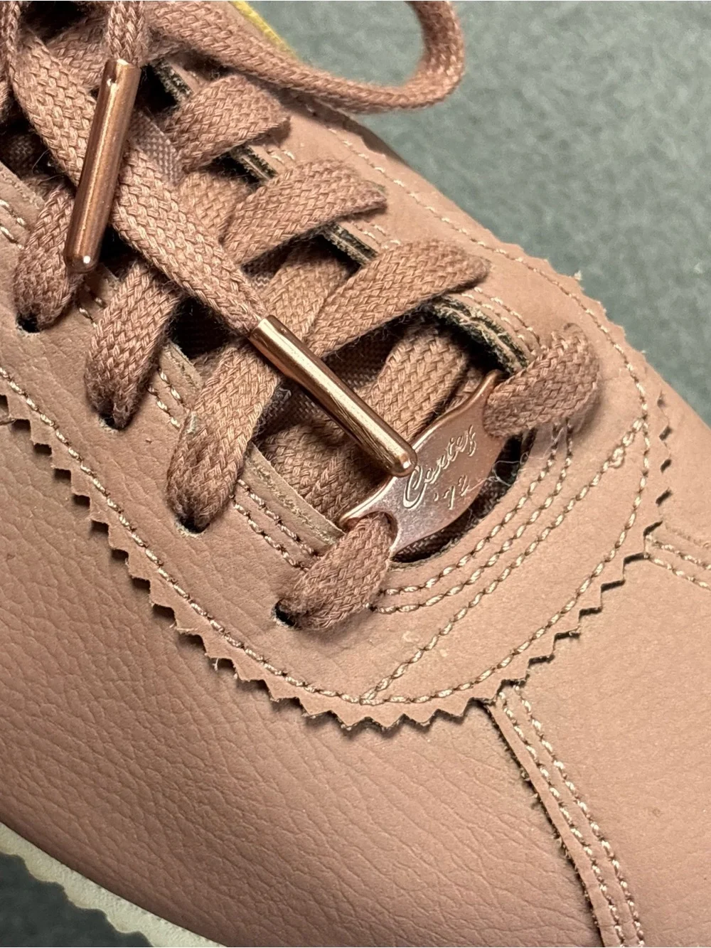 Nike Cortez 72 Classic Particle Beige Smokey Mauve Women’s Size 9.5